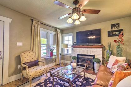 Cute Home in Downtown Nampa with Patio and Yard! - image 5