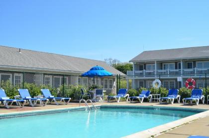 The Beachside At Nantucket