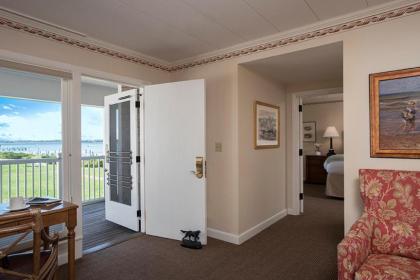 White Elephant Hotel - image 11