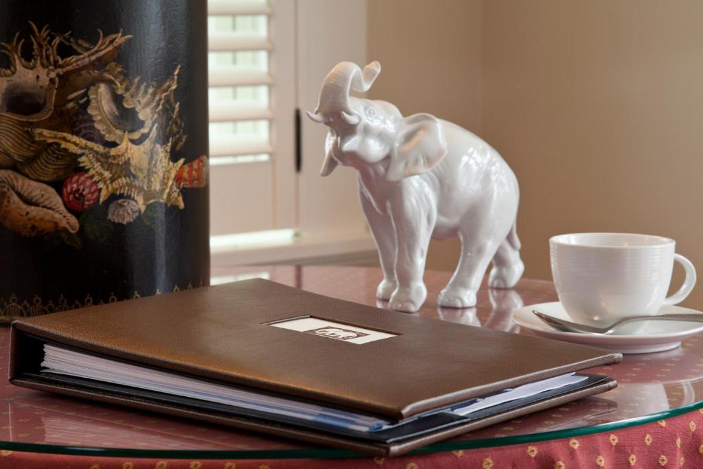 White Elephant Hotel - image 5