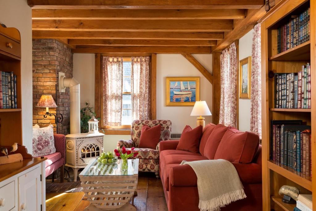 Seven Sea Street Inn - image 2