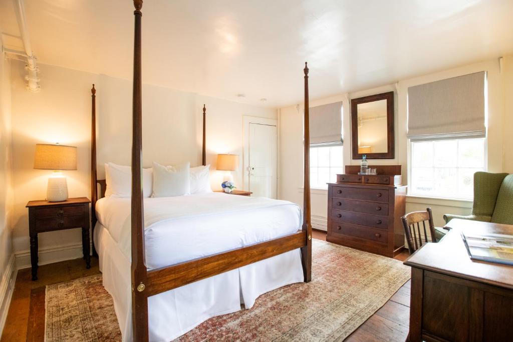 Anchor Inn - image 2