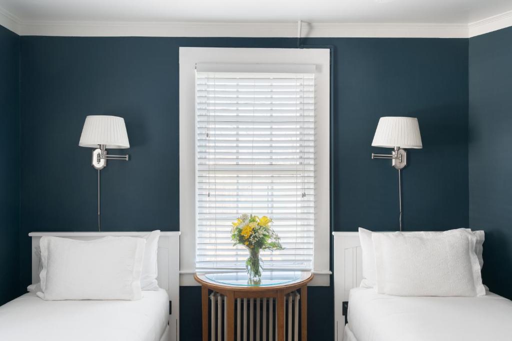 Nantucket Periwinkle - image 3