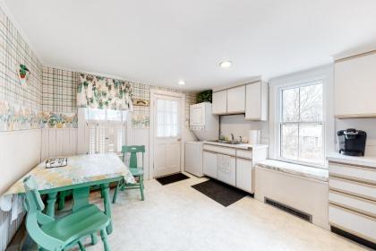 The Rose Cottage - image 4