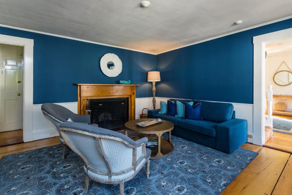 Carlisle House Inn - image 2