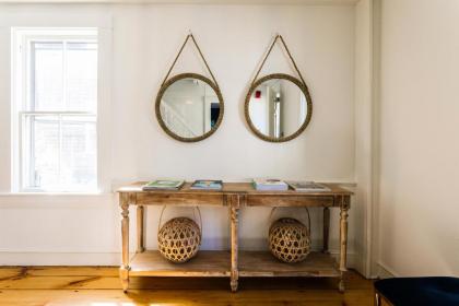 Carlisle House Inn - image 3