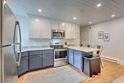 Airy Nantucket Escape in Historic Downtown! - image 15