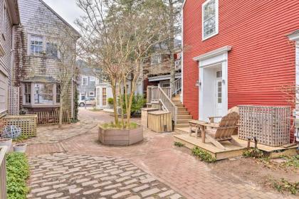 Airy Nantucket Escape in Historic Downtown! - image 4