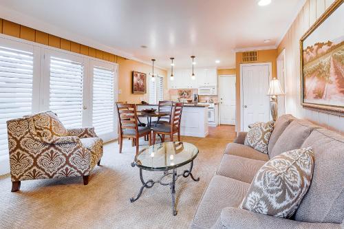 2-Bedrooms Condo Near Trails #SILV287P - main image