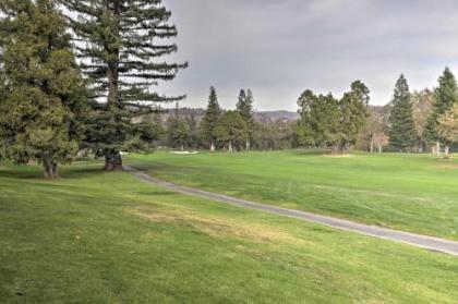 Bright and Airy Napa Condo with Patio on Golf Course! - image 4