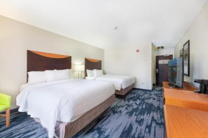 Fairfield Inn & Suites by Marriott Chicago Naperville - image 8