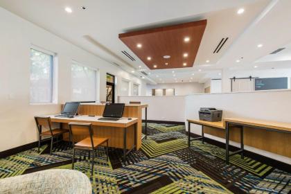 Holiday Inn Express Naperville an IHG Hotel - image 13