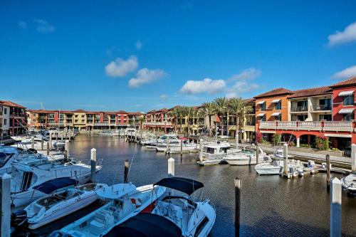 Relaxing Waterfront 2-Story Retreat with Pool Access - image 3