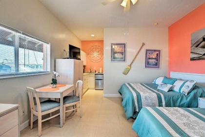 Everglades Studio with Marina View Patio and Pool Access - image 11