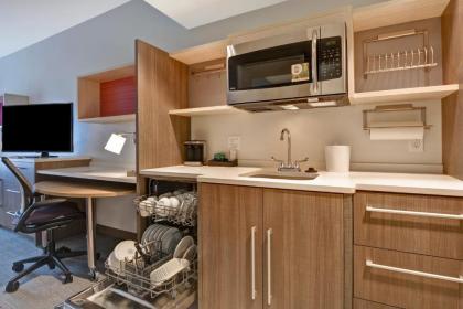 Home2 Suites By Hilton Naples I-75 Pine Ridge Road - image 5