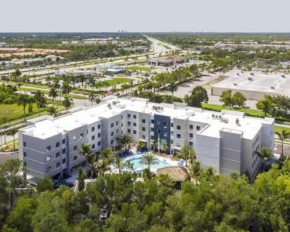 Apartment in Naples Florida