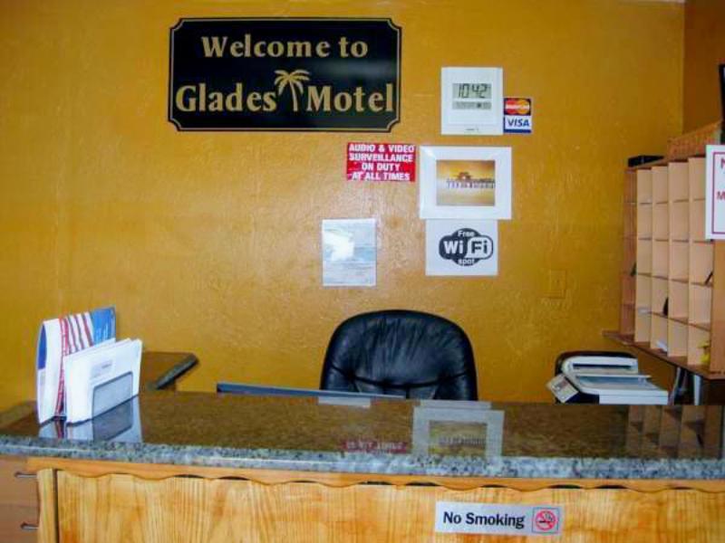 Glades Motel - Naples - image 3