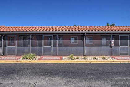 Studio with Marina Views 15 Mi To Everglades! - image 12