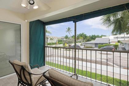 Olde Naples Condo #813 - image 14