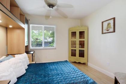 Olde Naples Condo #813 - image 18