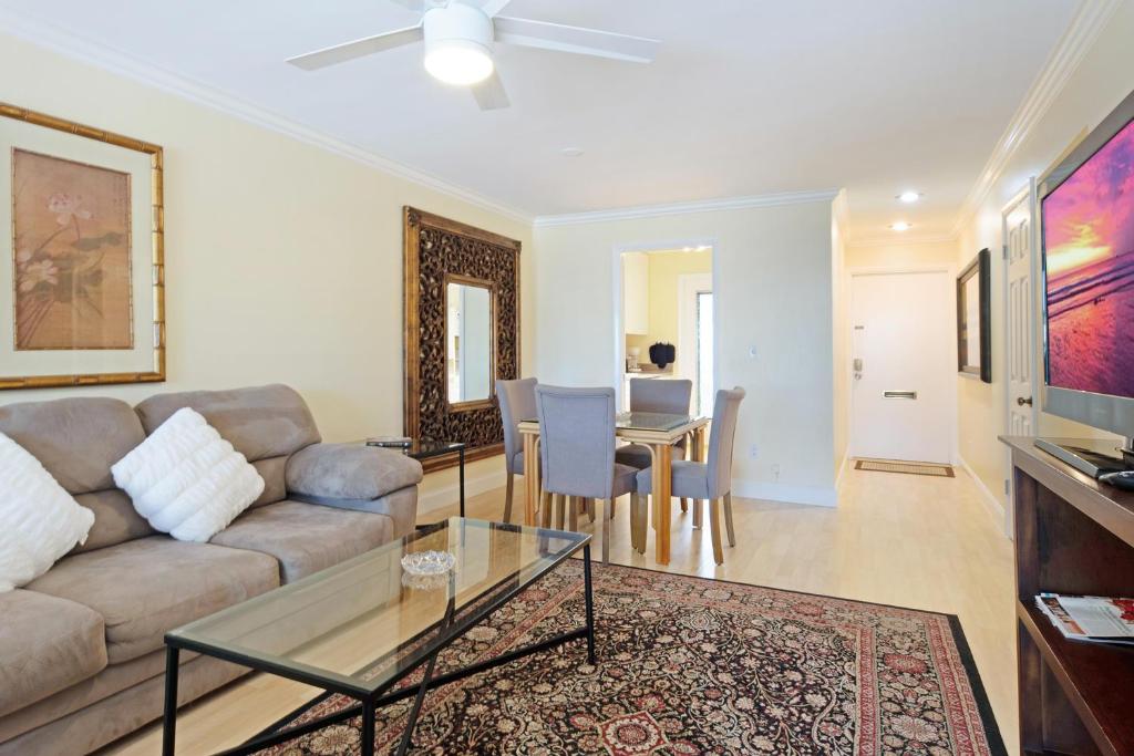 Olde Naples Condo #813 - image 4