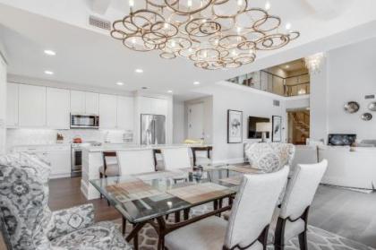 Naples Square Paradise - image 4