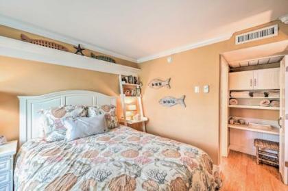 Condo with Pool Access Walk to Shopping and Beach - image 11