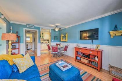 Condo with Pool Access Walk to Shopping and Beach - image 4
