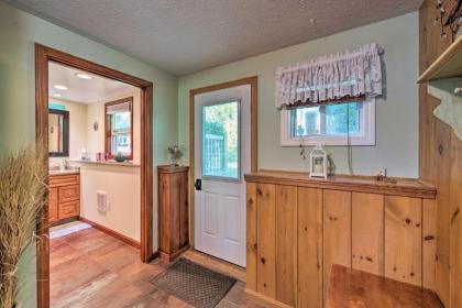 Ideal Narragansett Location Furnished Deck! - image 11