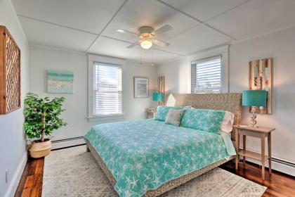 Charming Cottage about 5 Mi to Narragansett Beach! - image 2