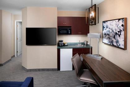 DoubleTree by Hilton Nashua - image 15