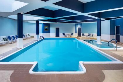 DoubleTree by Hilton Nashua - image 4