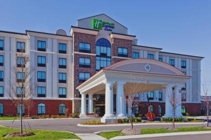 Holiday Inn Express Nashville Opryland an IHG Hotel