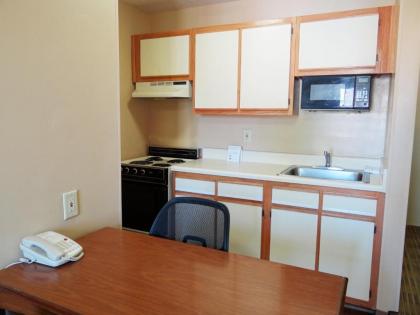 Extended Stay America Suites - Nashville - Airport - Elm Hill Pike - image 5
