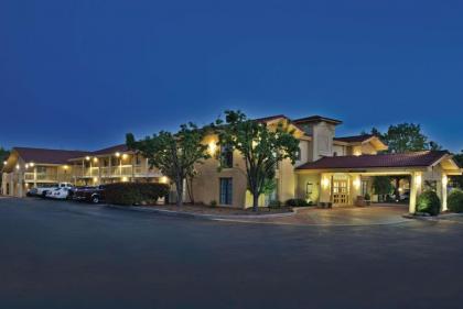 La Quinta Inn by Wyndham Nashville South - image 1