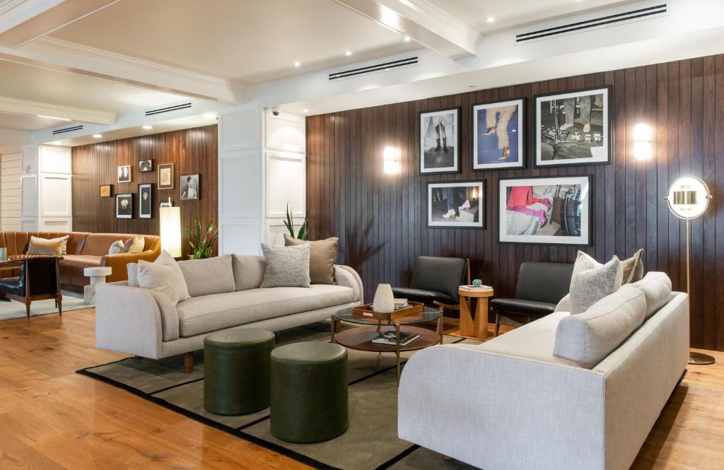 Hutton Hotel - main image