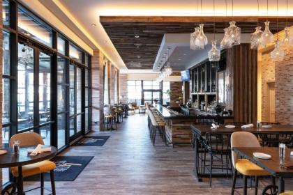Holiday Inn & Suites - Nashville Downtown - Conv Ctr an IHG Hotel - image 4