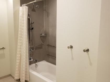 Hyatt House Nashville Downtown SoBro - image 2
