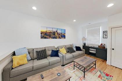 New Listing! Contemporary Nashville Nations #3 townhouse