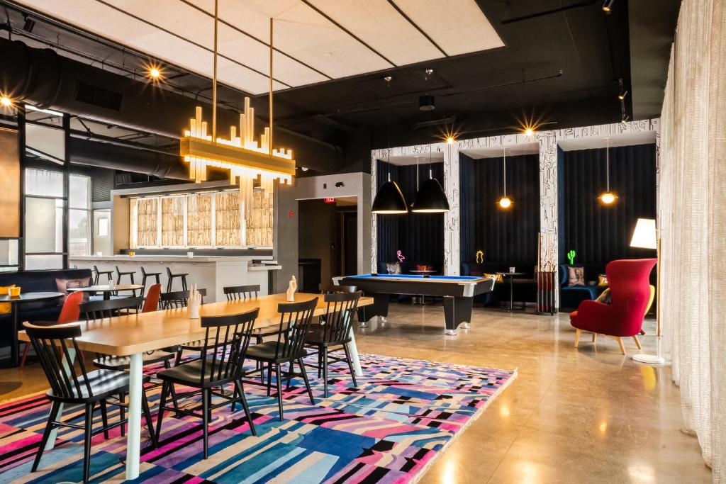 Aloft Knoxville West - main image