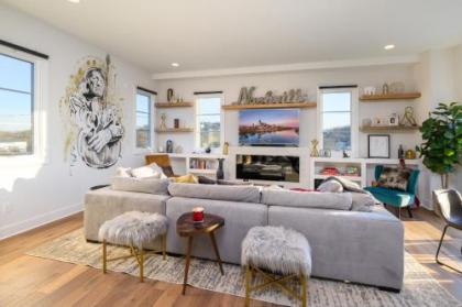 New Listing Luxe New Build with Rooftop Lounge townhouse Nashville