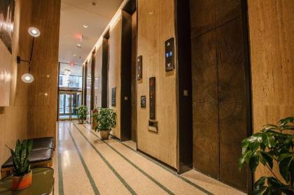 Fairlane Hotel - image 1