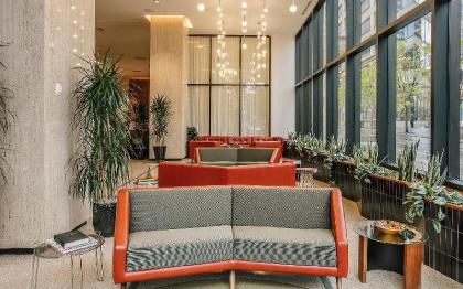 Fairlane Hotel - image 2
