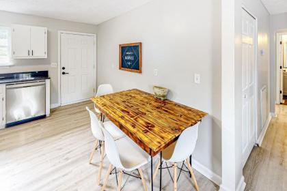 Nashville Oasis - image 3