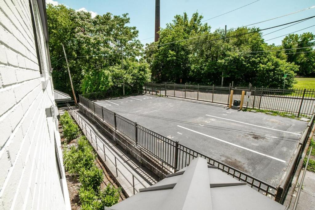 2BR 1BA Condo in North Gulch! - image 3