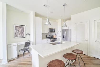 Sonder at LC SoBro - image 14
