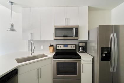 Sonder at LC SoBro - image 16