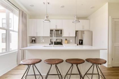 Sonder at LC SoBro - image 7