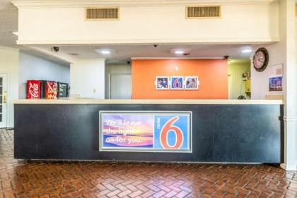 Motel 6-Natchitoches LA - image 13