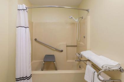 Days Inn by Wyndham Natchitoches - image 10
